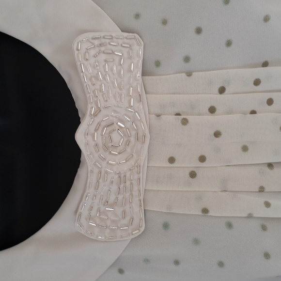Lauren Conrad top beaded bow on color size medium - Picture 3 of 5